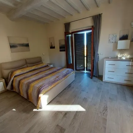 Carlino Vacanze Holiday home *